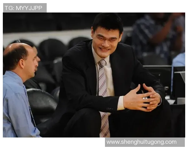 范甘迪力挺姚明展现教练风范助力中国篮球崛起